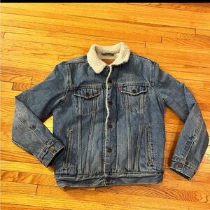Levi's Classic Blue Denim Jacket with Sherpa Collar